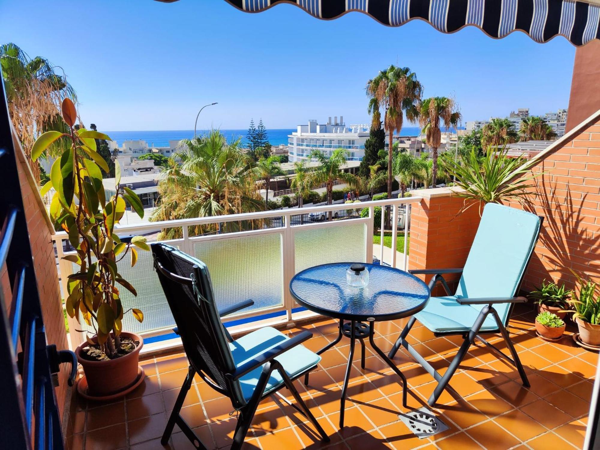 Апартаменты Vista Azul Torremolinos - Carihuela Номер фото